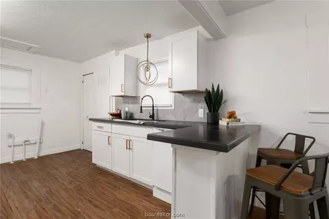 1304 E 23rd St, Bryan, TX 77803 photo 8