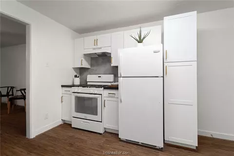 1304 E 23rd St, Bryan, TX 77803 photo 9