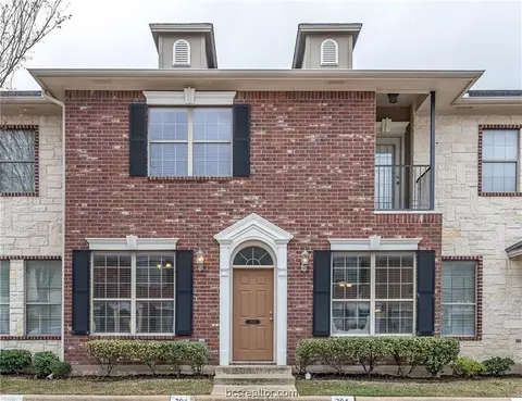 316 Forest Dr, College Station, TX 77840