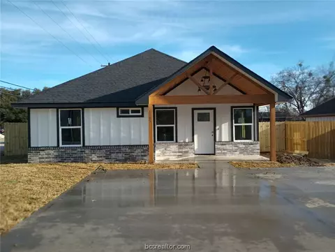 1203 Florida St, Bryan, TX 77803