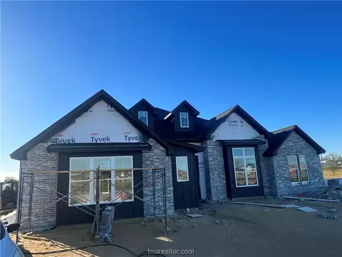 7448 Garrison Creek Dr, Bryan, TX 77808