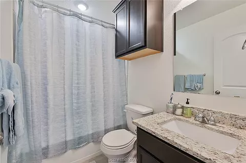 2115 Polmont Dr, Bryan, TX 77807 photo 13