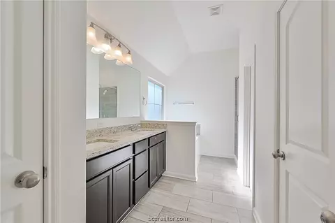 2115 Polmont Dr, Bryan, TX 77807 photo 9