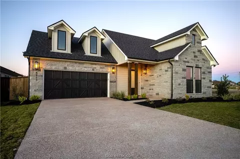 4913 Dandelion Ct, College Station, TX 77845