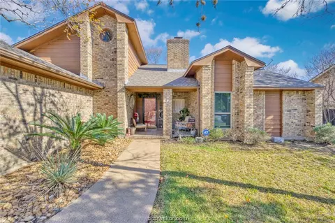 8107 Bunker Hill Ct, College Station, TX 77845