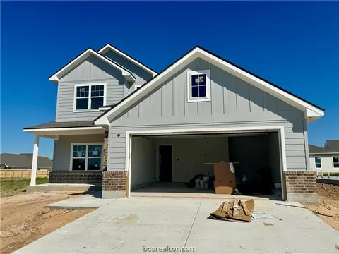 3136 Charge Ln, Bryan, TX 77808
