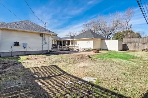 Exterior - 2510 Arbor Dr, Bryan, TX 77802 photo 4 of 5