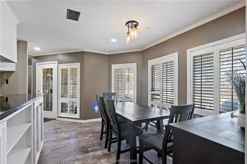 Dining - 2510 Arbor Dr, Bryan, TX 77802 photo 5 of 5