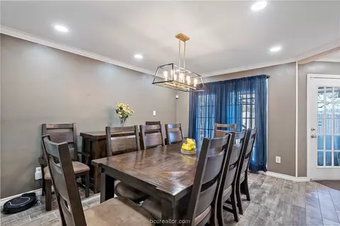 Dining - 2510 Arbor Dr, Bryan, TX 77802 photo 2 of 5