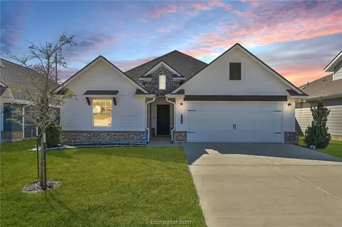 3405 Omaha Ct, Bryan, TX 77808