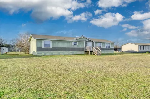 6349 Standing Rock Rd, Bryan, TX 77808
