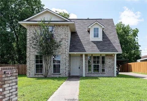 2421 Pintail Loop, College Station, TX 77845