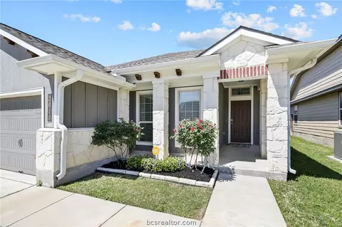 Exterior - 2010 Shimla Dr, Bryan, TX 77807 photo 5 of 12
