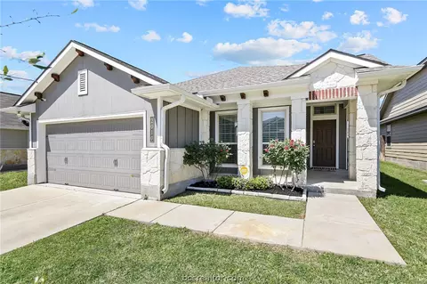 Exterior - 2010 Shimla Dr, Bryan, TX 77807 photo 4 of 12