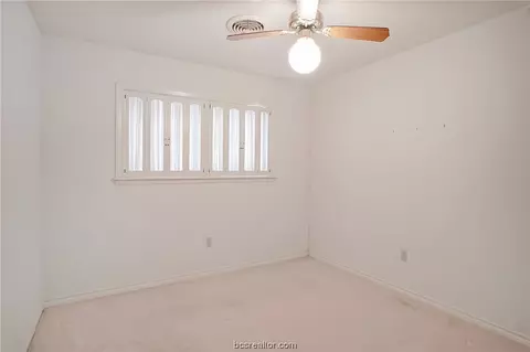 1304 Broadmoor Dr, Bryan, TX 77802 photo 8