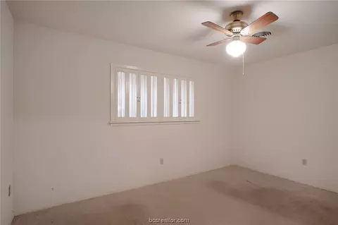 1304 Broadmoor Dr, Bryan, TX 77802 photo 15