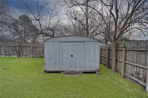 1304 Broadmoor Dr, Bryan, TX 77802 photo 22