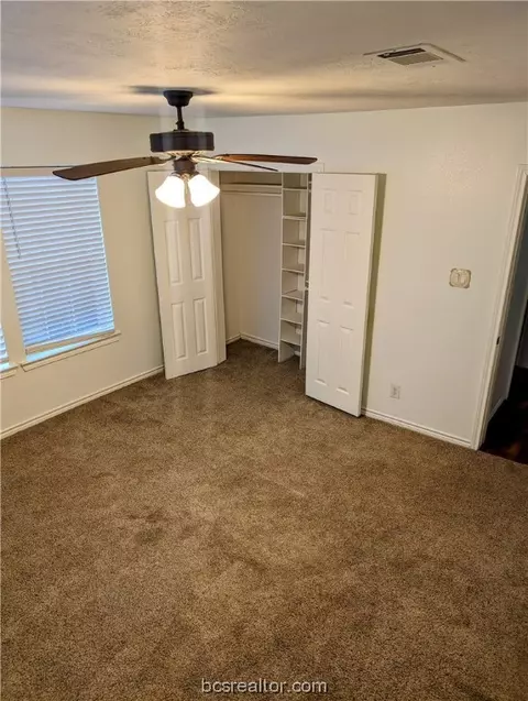 Bedroom - 1100 E 28th St, Bryan, TX 77803 photo 4 of 4