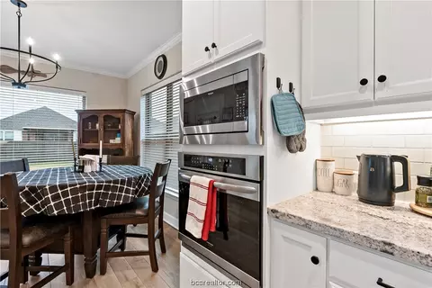 5002 Greyrock Dr, Bryan, TX 77802 photo 15