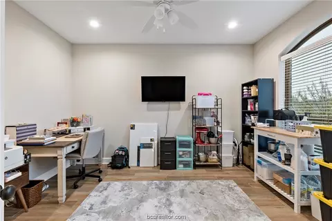 5002 Greyrock Dr, Bryan, TX 77802 photo 18