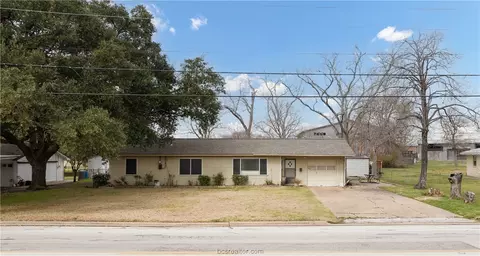 311 Holleman Dr, College Station, TX 77840