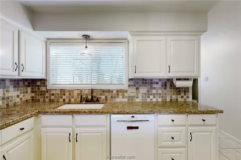 911 Westview St, Bryan, TX 77802 photo 12