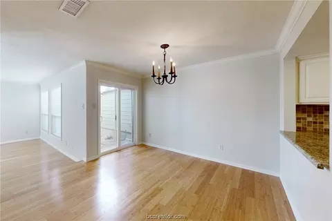 911 Westview St, Bryan, TX 77802 photo 8