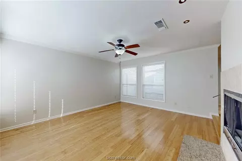 911 Westview St, Bryan, TX 77802 photo 4