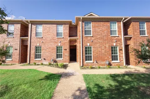 1552 Bennett St, Bryan, TX 77808 photo 1