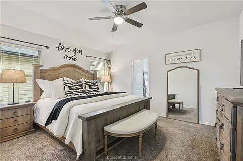 1914 Cartwright St, Bryan, TX 77807 photo 9