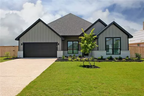 4824 White Ash, College Station, TX 77845
