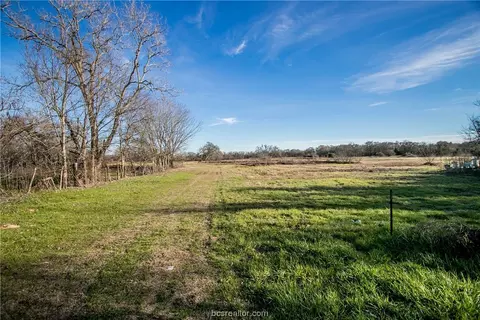 10496 County Road 279, Snook, TX 77878