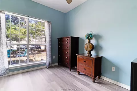 1451 Cedarcrest Ln, Bryan, TX 77803 photo 13