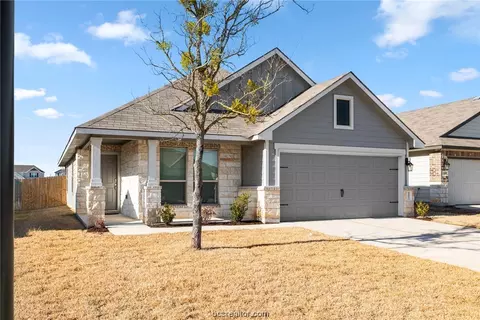 1981 Thorndyke Ln, Bryan, TX 77807 photo 3