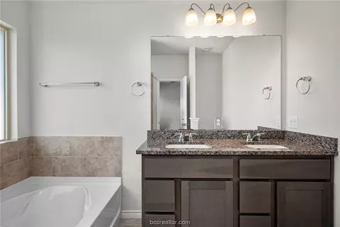 1981 Thorndyke Ln, Bryan, TX 77807 photo 19