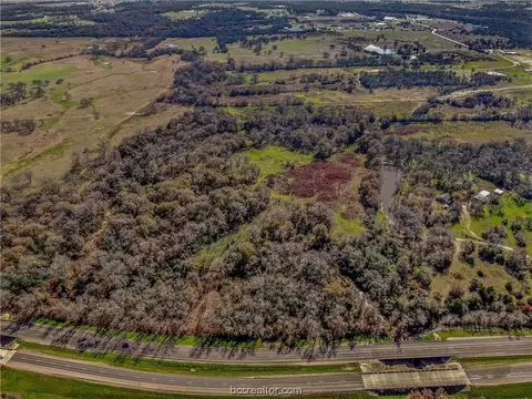 8282 E Sh-21, Bryan, TX 77808