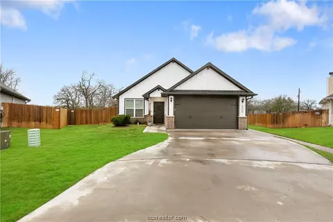 400 Marble Falls Dr, Bryan, TX 77803