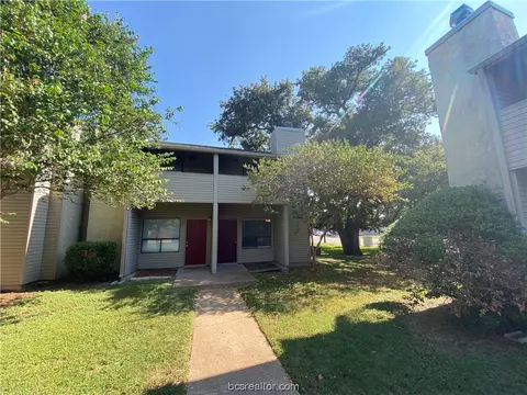 1900 Dartmouth Street H4, College Station, TX 77840
