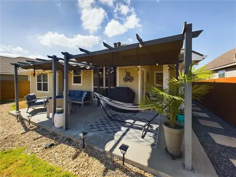 2106 Markley Dr, Bryan, TX 77807 photo 20