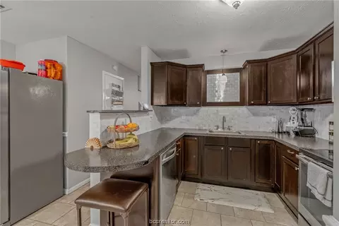 2807 Wildflower Drive 27, Bryan, TX 77802