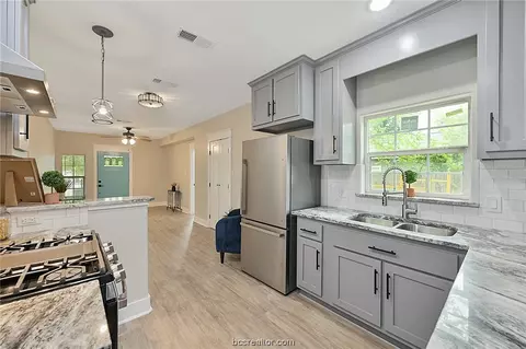 Kitchen - 4201 Marsh St, Bryan, TX 77803 photo 2 of 2