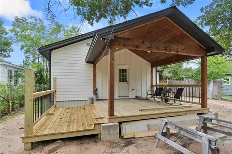 Exterior - 4201 Marsh St, Bryan, TX 77803 photo 4 of 4