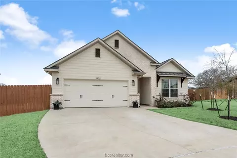 3902 Brownway Ct, College Station, TX 77845