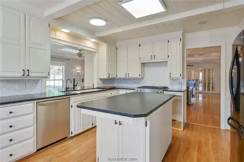 Kitchen - 201 Hensel Ave, Bryan, TX 77801 photo 1 of 2