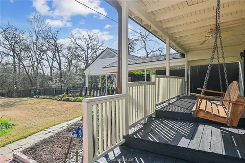 Exterior - 201 Hensel Ave, Bryan, TX 77801 photo 3 of 9