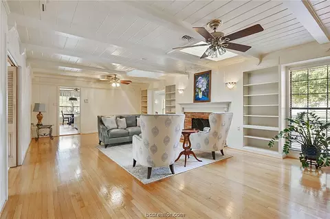 Living - 201 Hensel Ave, Bryan, TX 77801 photo 2 of 5