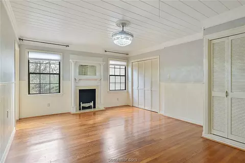 Living - 201 Hensel Ave, Bryan, TX 77801 photo 4 of 5