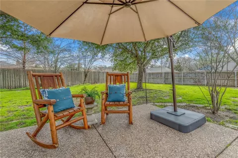 Exterior - 3600 Sierra Dr, Bryan, TX 77802 photo 6 of 10