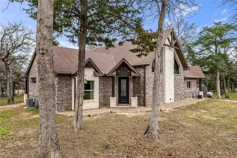 8256 Highland Ranch Rd, Caldwell, TX 77836