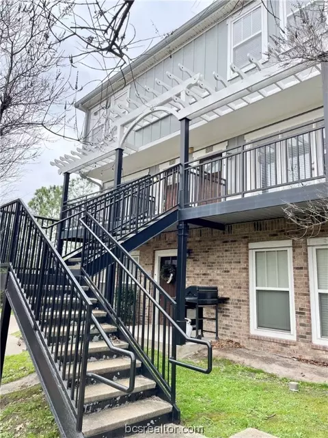 1725 Harvey Mitchell #2122, College Station, TX 77840